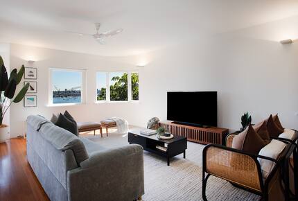 Harbourfront Luxury Penthouse in Darling Point - Sydney, Australia