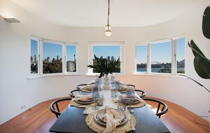Harbourfront Luxury Penthouse in Darling Point - Sydney, Australia