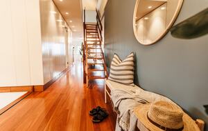 Harbourfront Luxury Penthouse in Darling Point - Sydney, Australia