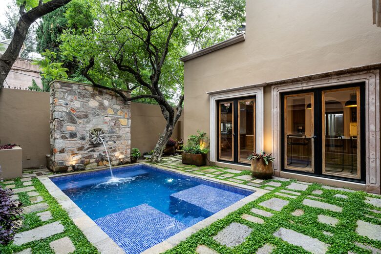Elegant Courtyard Retreat in San Miguel - San Miguel de Allende, Mexico