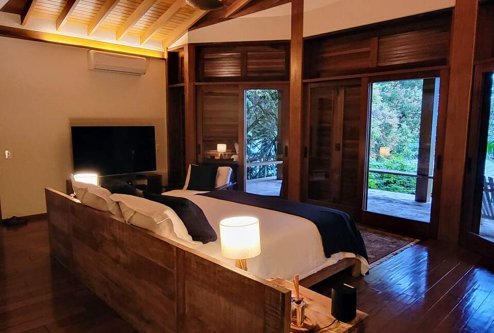 Sunset Elegance on Baía da Praia do Julião - Ilhabela, Brazil