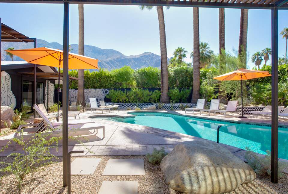 Exquisite Mid-Century Escape in Old Las Palmas - Palm Springs, California