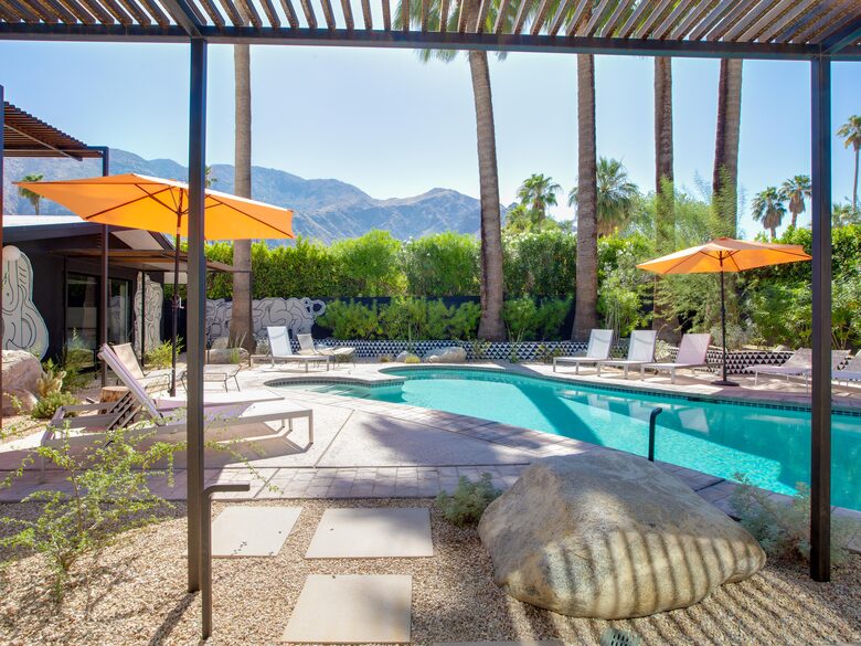 Exquisite Mid-Century Escape in Old Las Palmas - Palm Springs, California