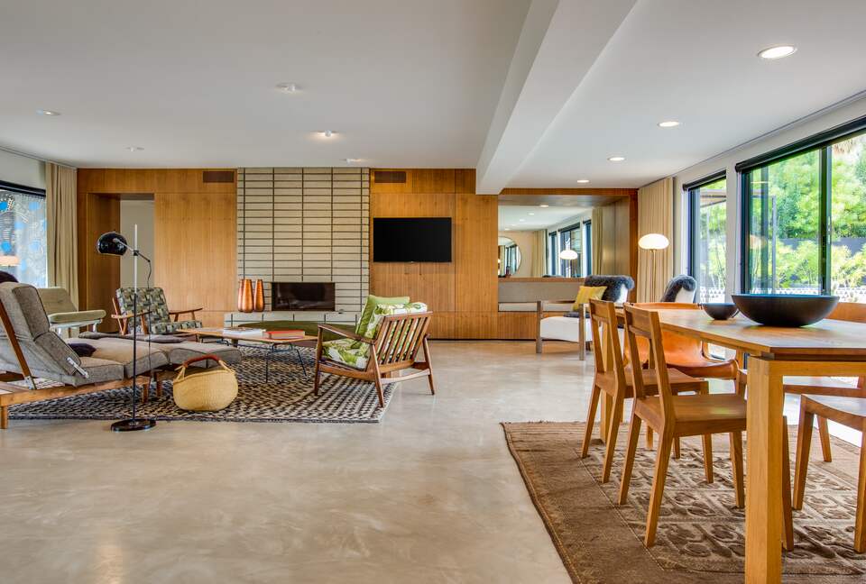 Exquisite Mid-Century Escape in Old Las Palmas - Palm Springs, California