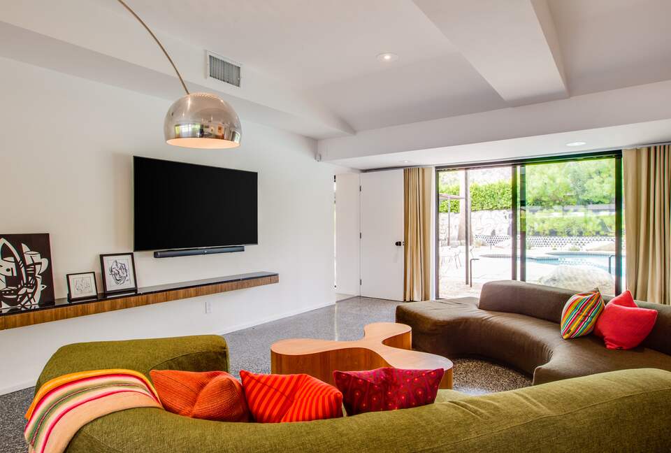 Exquisite Mid-Century Escape in Old Las Palmas - Palm Springs, California