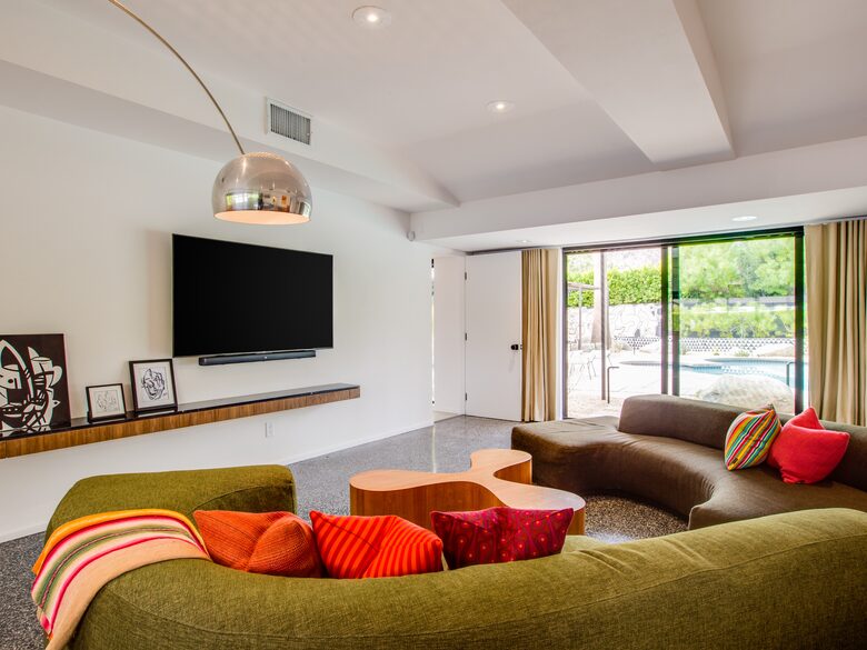 Exquisite Mid-Century Escape in Old Las Palmas - Palm Springs, California