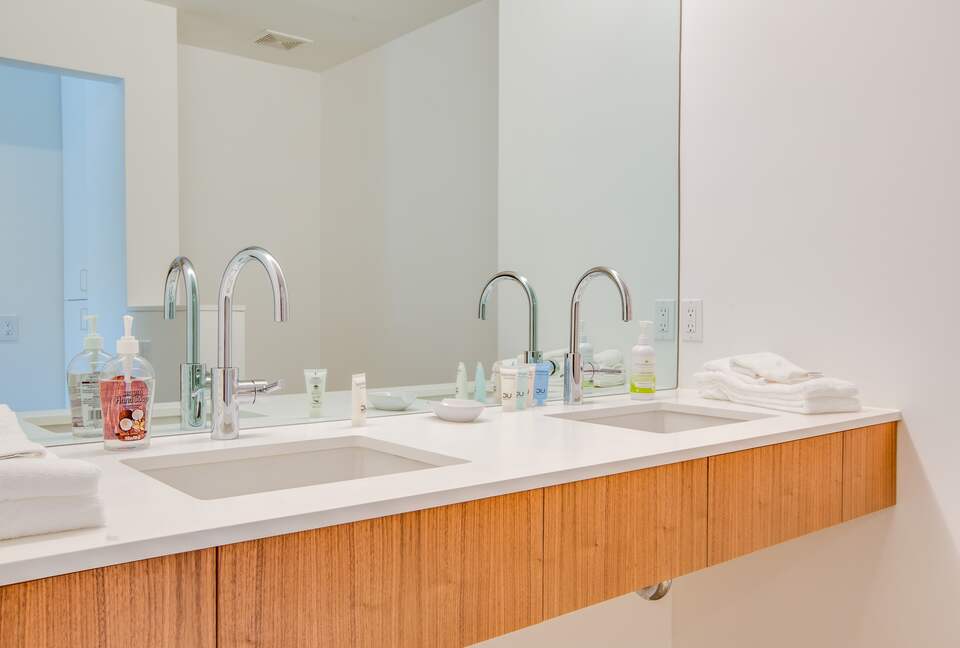 Exquisite Mid-Century Escape in Old Las Palmas - Palm Springs, California