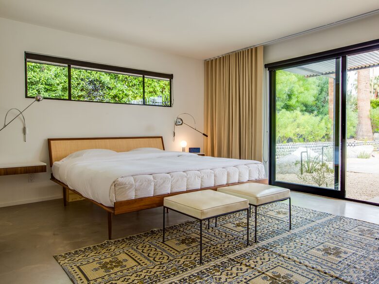 Exquisite Mid-Century Escape in Old Las Palmas - Palm Springs, California