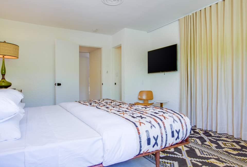 Exquisite Mid-Century Escape in Old Las Palmas - Palm Springs, California