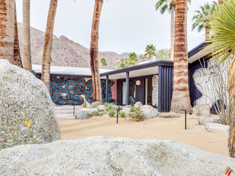 Exquisite Mid-Century Escape in Old Las Palmas - Palm Springs, California