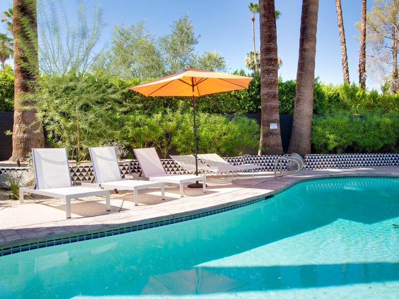 Exquisite Mid-Century Escape in Old Las Palmas - Palm Springs, California