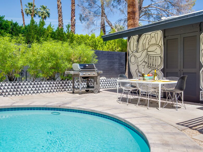 Exquisite Mid-Century Escape in Old Las Palmas - Palm Springs, California
