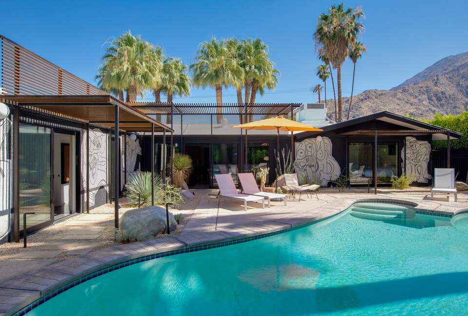 Exquisite Mid-Century Escape in Old Las Palmas - Palm Springs, California