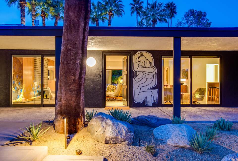 Exquisite Mid-Century Escape in Old Las Palmas - Palm Springs, California