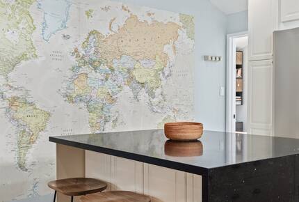 Modern Coastal Retreat in Long Beach - Long Beach, California