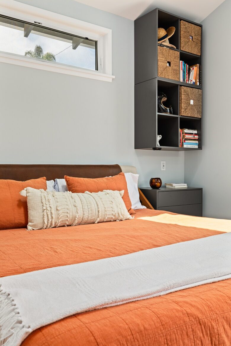 Modern Coastal Retreat in Long Beach - Long Beach, California