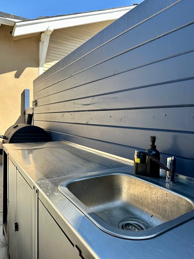 Modern Coastal Retreat in Long Beach - Long Beach, California