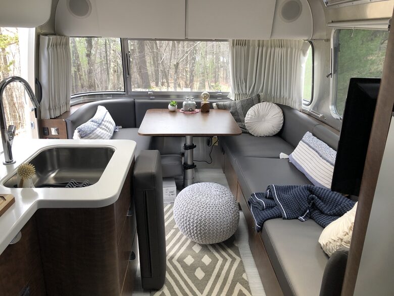 Easter's First Blooms at the Estate and Late April Exclusive Tulip Extravaganza - Woodstock, New York