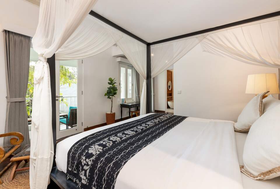 Architect-Designed Seminyak Oasis with Private Pool - Seminyak, Indonesia