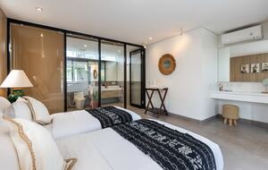 Architect-Designed Seminyak Oasis with Private Pool - Seminyak, Indonesia