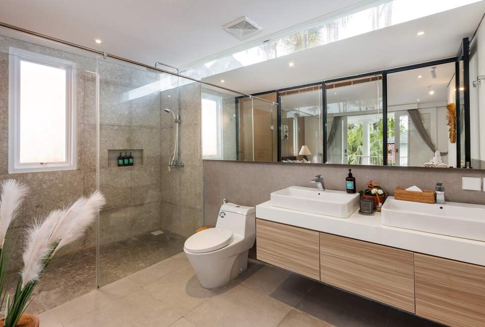 Architect-Designed Seminyak Oasis with Private Pool - Seminyak, Indonesia