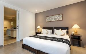 Architect-Designed Seminyak Oasis with Private Pool - Seminyak, Indonesia