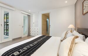 Architect-Designed Seminyak Oasis with Private Pool - Seminyak, Indonesia