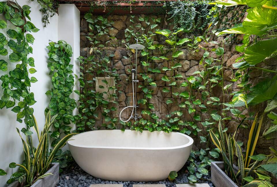 Architect-Designed Seminyak Oasis with Private Pool - Seminyak, Indonesia