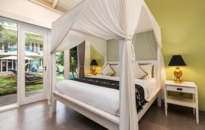 Architect-Designed Seminyak Oasis with Private Pool - Seminyak, Indonesia