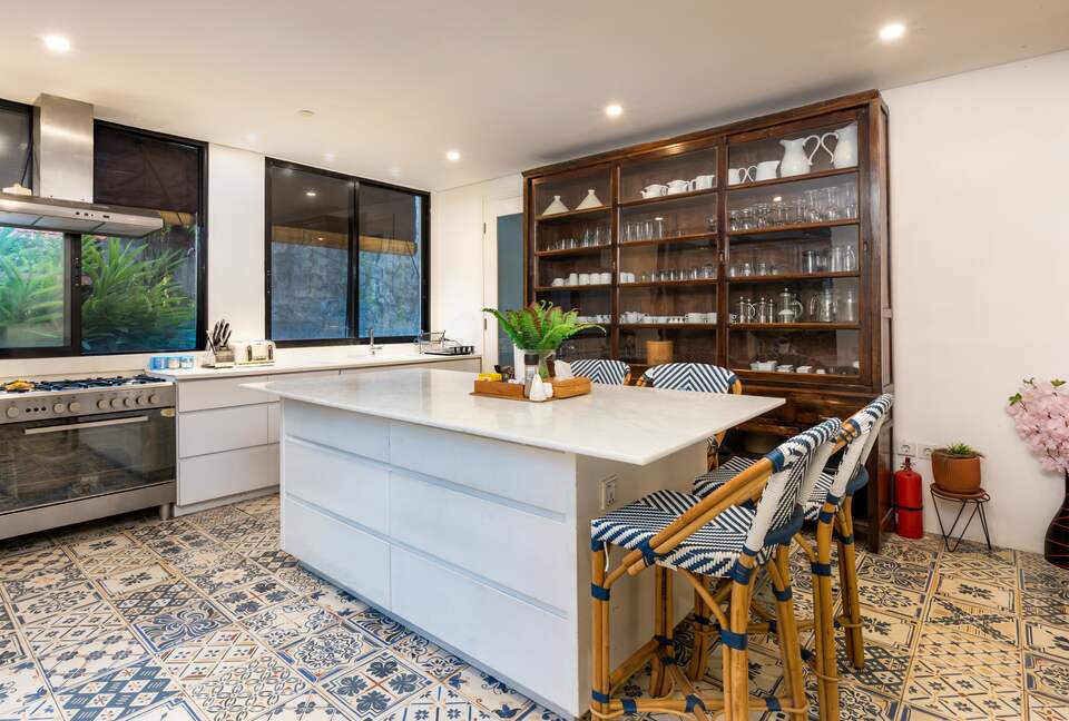 Architect-Designed Seminyak Oasis with Private Pool - Seminyak, Indonesia