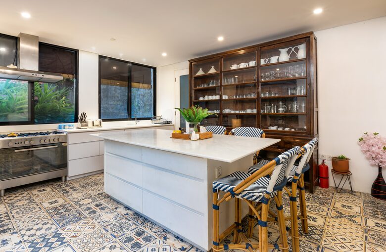 Architect-Designed Seminyak Oasis with Private Pool - Seminyak, Indonesia