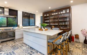 Architect-Designed Seminyak Oasis with Private Pool - Seminyak, Indonesia