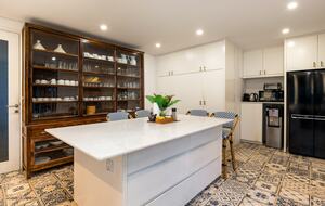 Architect-Designed Seminyak Oasis with Private Pool - Seminyak, Indonesia