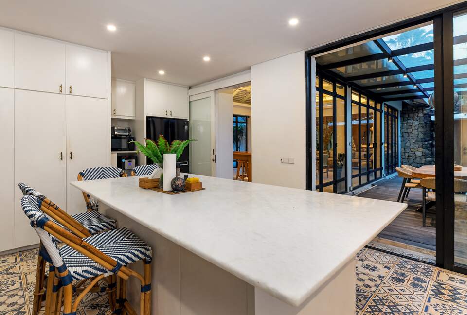 Architect-Designed Seminyak Oasis with Private Pool - Seminyak, Indonesia