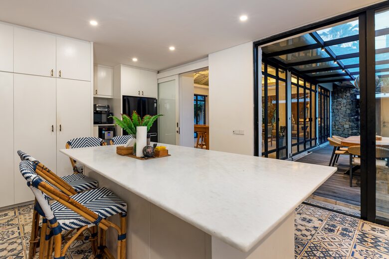 Architect-Designed Seminyak Oasis with Private Pool - Seminyak, Indonesia