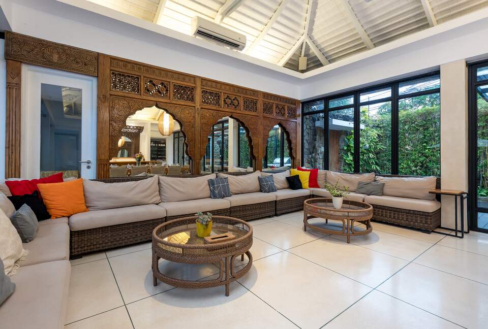 Architect-Designed Seminyak Oasis with Private Pool - Seminyak, Indonesia