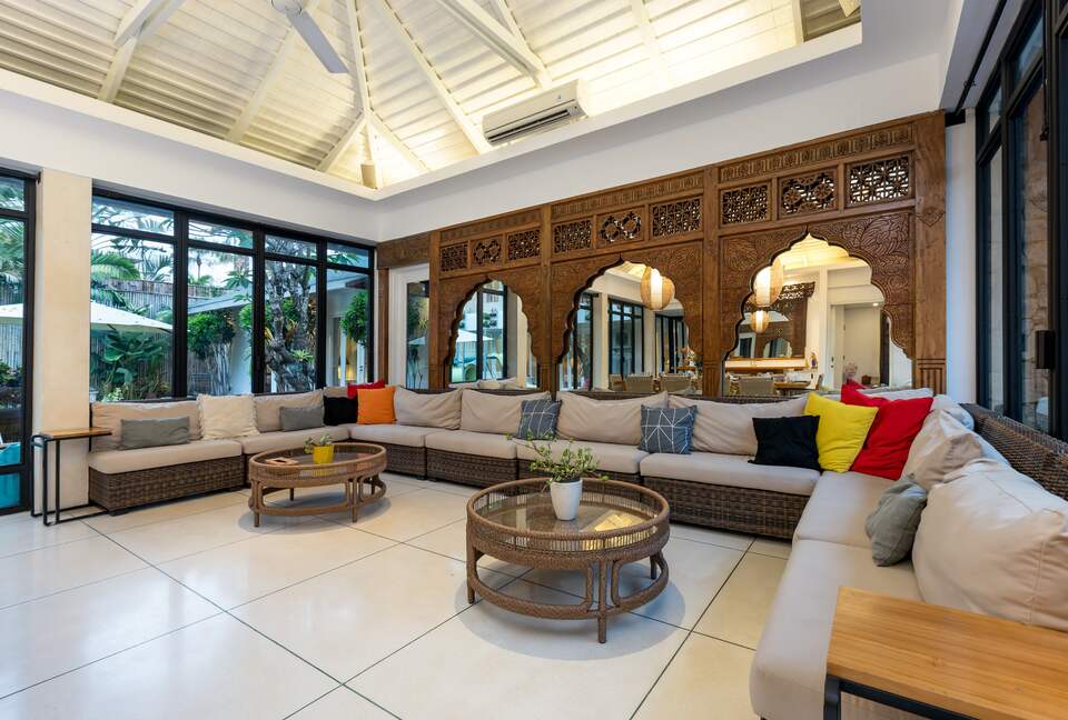 Architect-Designed Seminyak Oasis with Private Pool - Seminyak, Indonesia