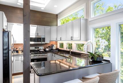 Luxury Fire Island Home with Rooftop Bar, Pool & Panoramic Views - Fire Island Pines, New York