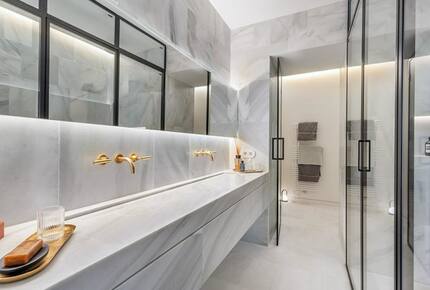 Master Bedroom ensuite