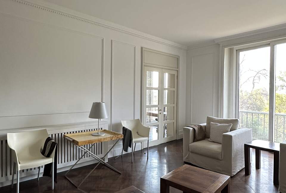 Andean View Apartment in Historic Lastarria - Santiago, Chile