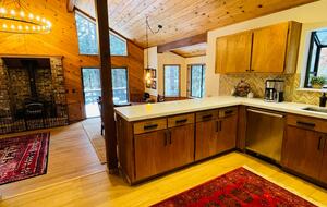 Modern Mountain Haven Near Bear Valley - Arnold, California
