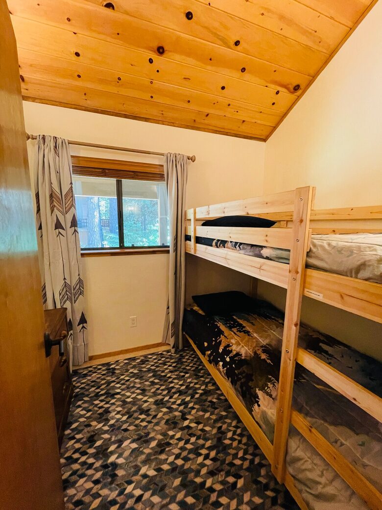 Modern Mountain Haven Near Bear Valley - Arnold, California