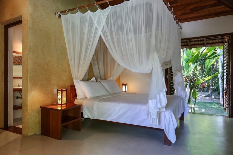 Casa Verde: An Artistic Retreat in the Forests of Trancoso - Trancoso, Brazil