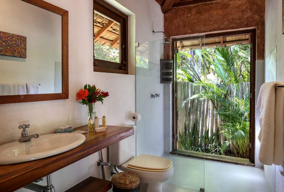 Casa Verde: An Artistic Retreat in the Forests of Trancoso - Trancoso, Brazil