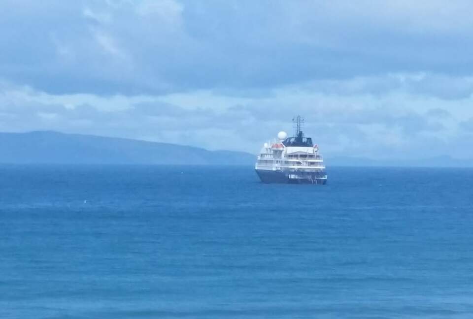 Inviting Seafront Escape on the Causeway Coast - Portrush, United Kingdom