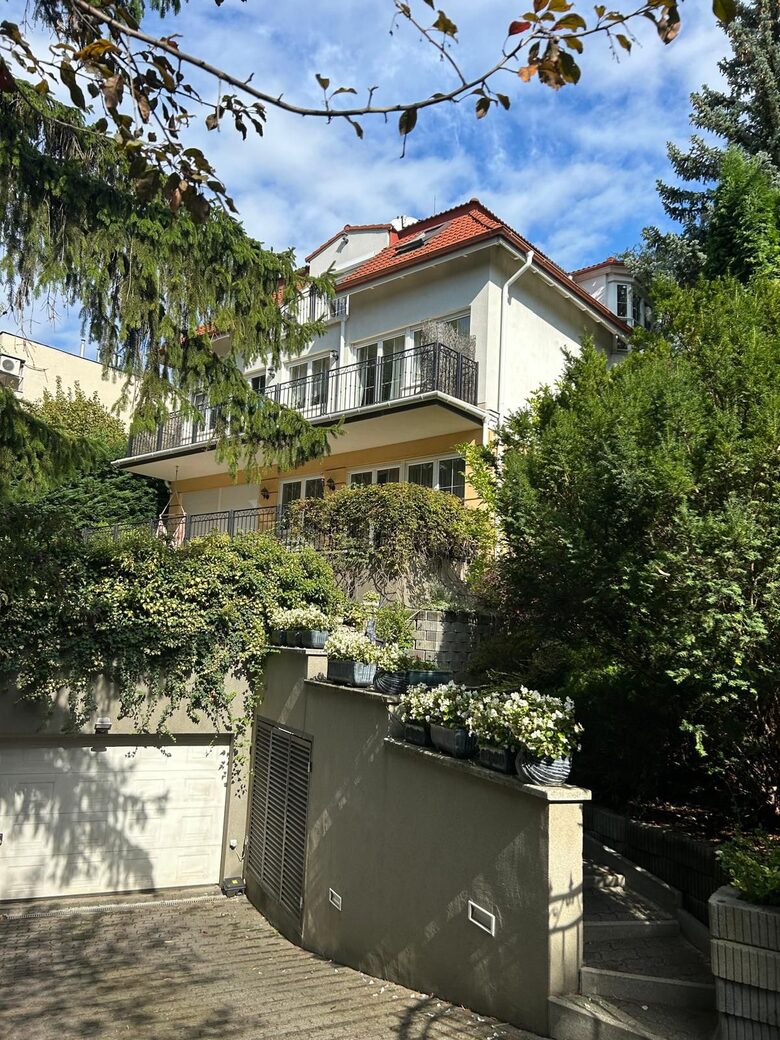 Refined Three-Story Residence near the Castle District - Budapest, Hungary
