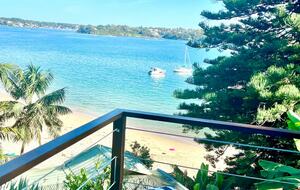 Charming Coastal Hideaway Near Royal National Park - Bundeena, Australia