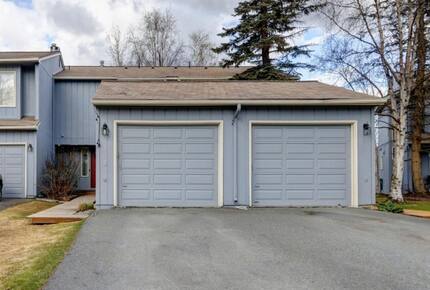 Bright & Comfortable Anchorage Escape - Anchorage, Alaska