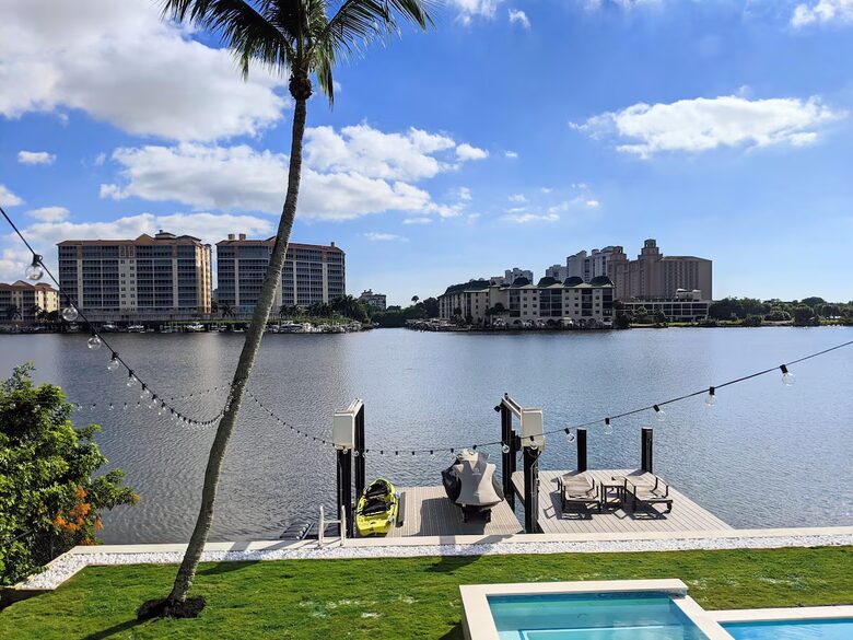 Vanderbilt Lagoon Elegance | Sunsets and Sophistication - Naples, Florida