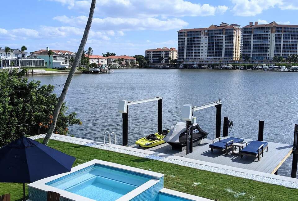 Vanderbilt Lagoon Elegance | Sunsets and Sophistication - Naples, Florida